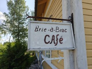 Cafe Bric a Brac