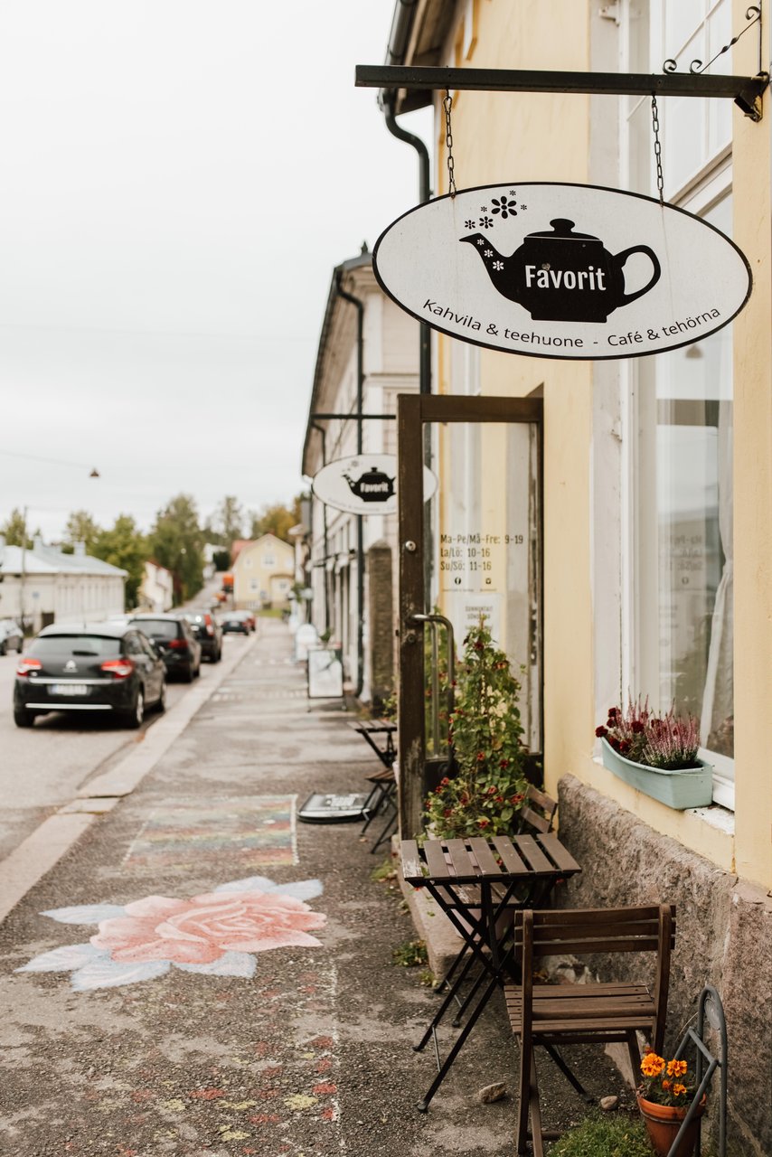 Cafe Favorit Loviisan keskustassa