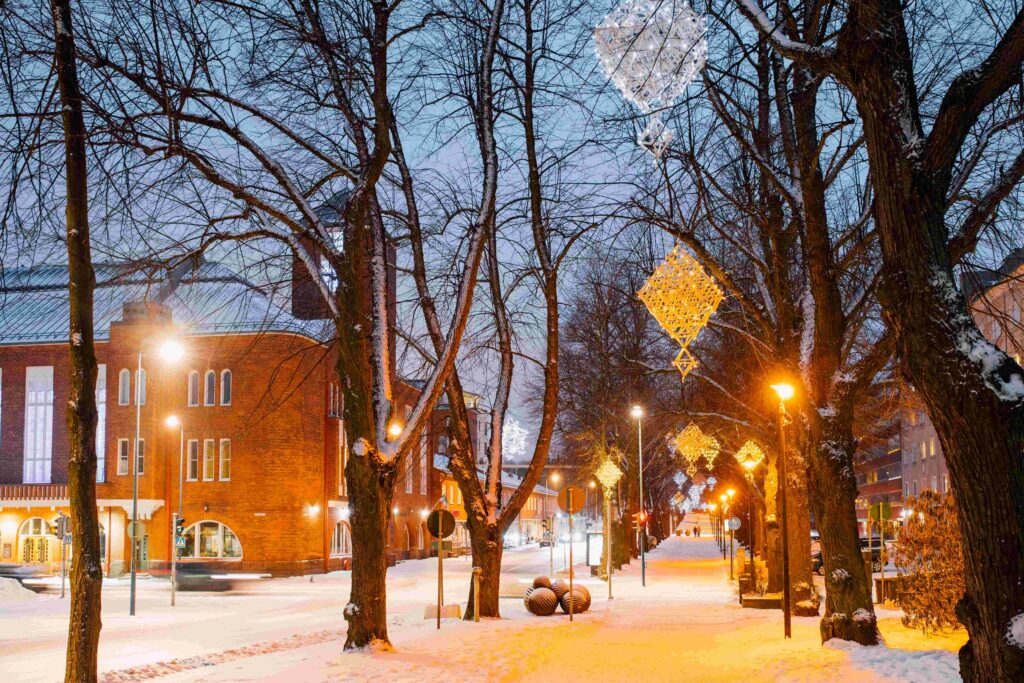 Kotka keskusbulevardi jouluna