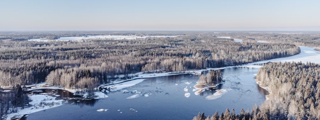 talvimaisema Kymijoki