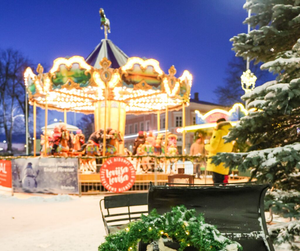 Loviisan joulu, karuselli talvella